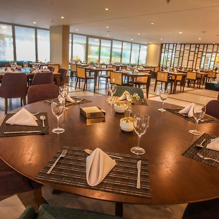 Gran Mareiro Hotel Fortaleza  Exterior foto The restaurant