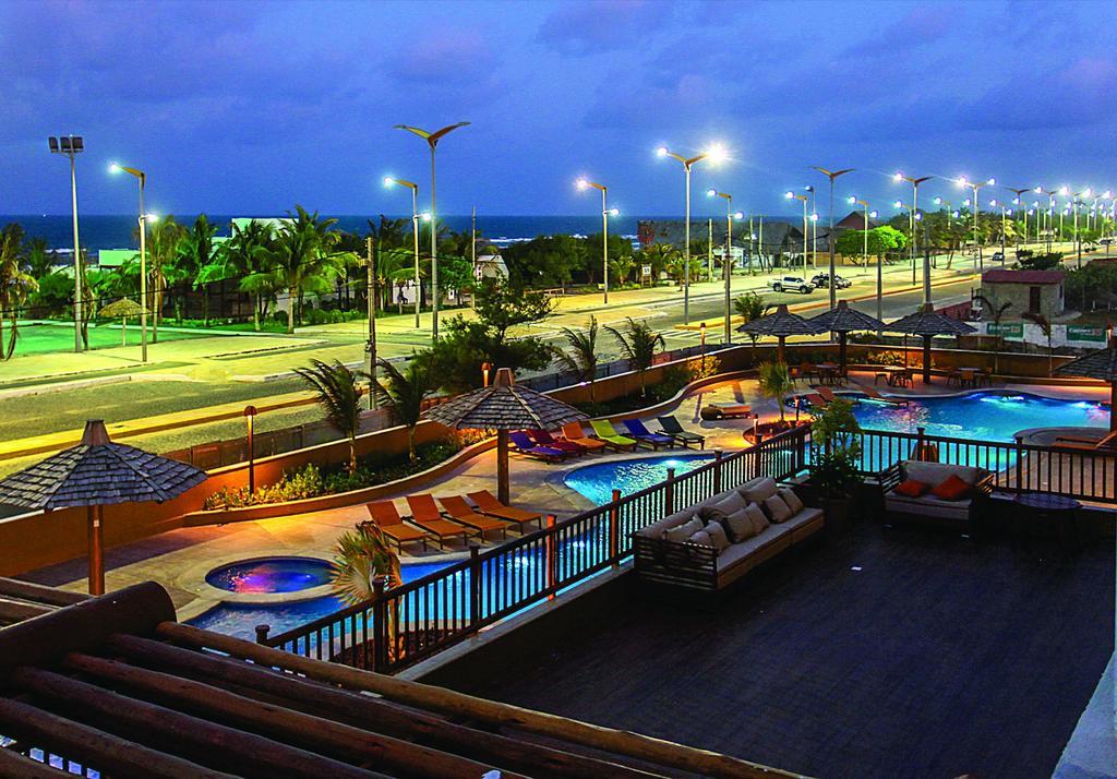 Gran Mareiro Hotel Fortaleza  Exterior foto The swimming pool at the hotel
