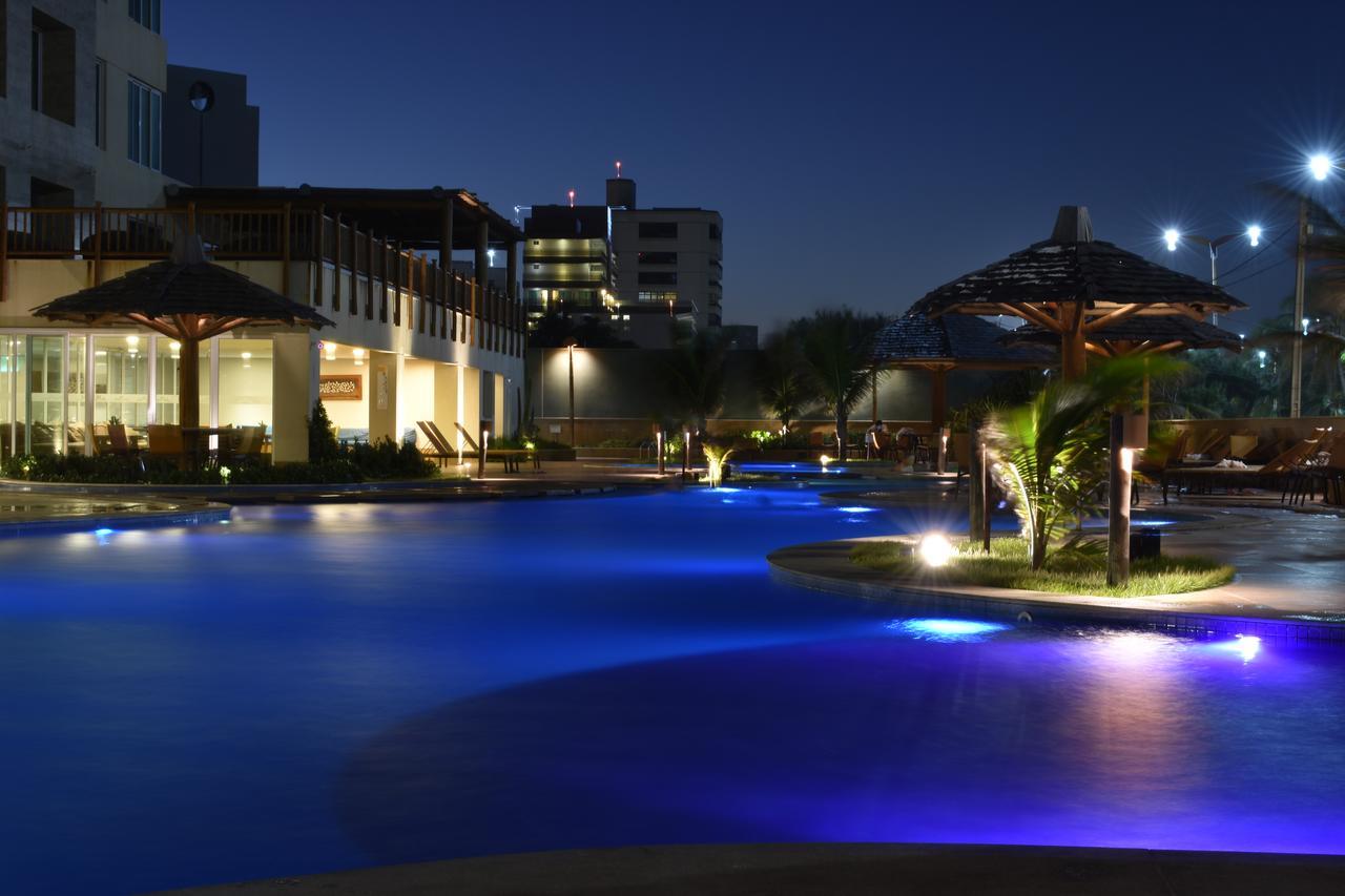 Gran Mareiro Hotel Fortaleza  Exterior foto The pool at the Kempinski, Muscat